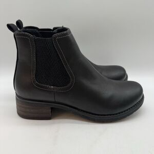 Eastland Jasmine Chelsea Boots Woman's 8.5W Black Faux Leather Chunky 2149-01